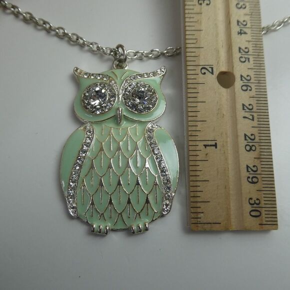 Green Owl 2" Pendant Silver Tone Chain Necklace Rhinestone Plus Size Friendly - Picture 5 of 12